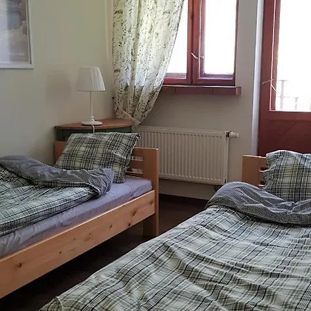 Lägenhet Apartament Miedzygorze